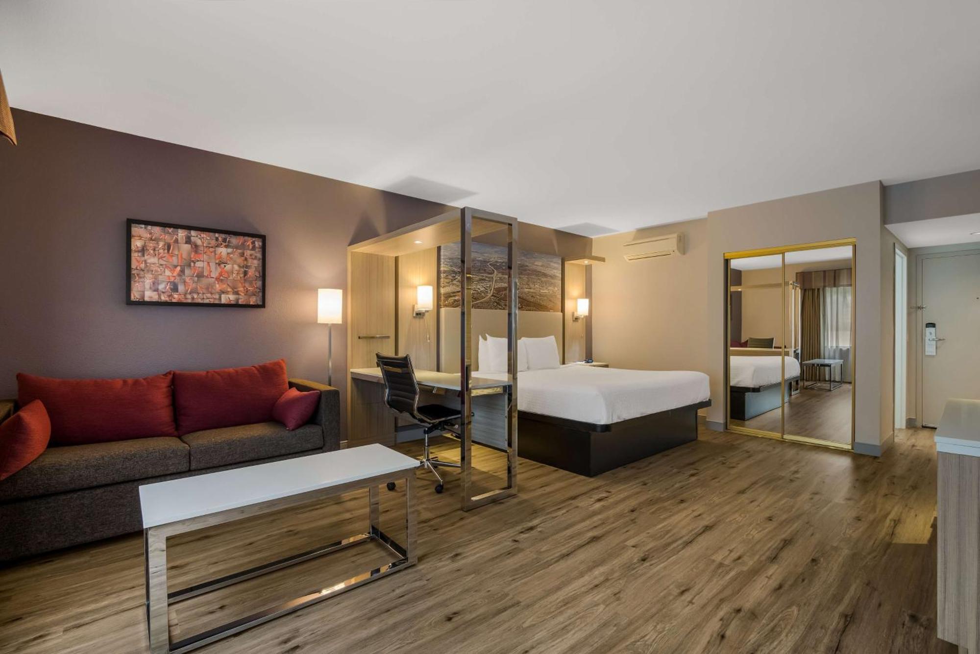 Best Western Diamond Bar Hotel & Suites Ngoại thất bức ảnh